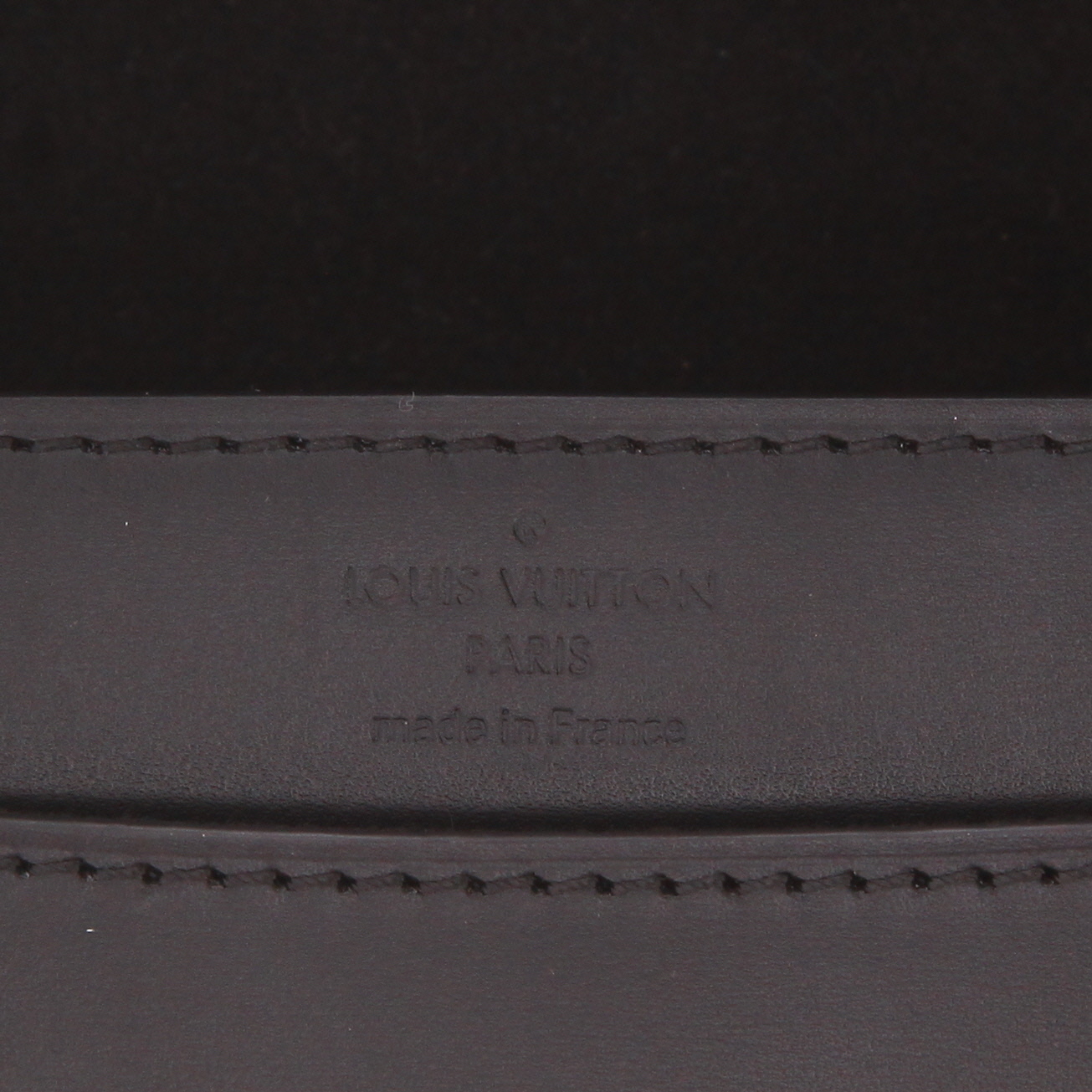 Louis Vuitton Louise handbag in black leather - Detail D2