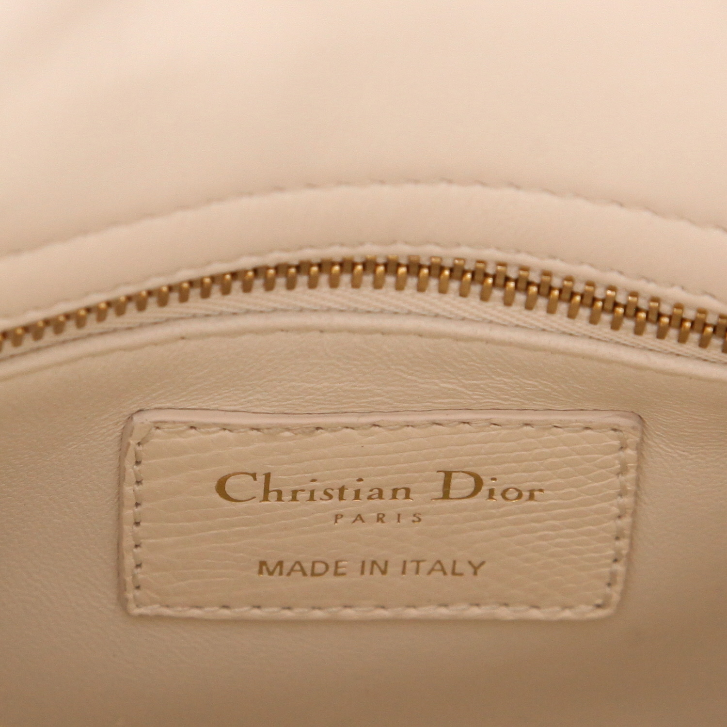 Sac à main Dior  Lady Dior mini  en lézard jaune et crème - Detail D2