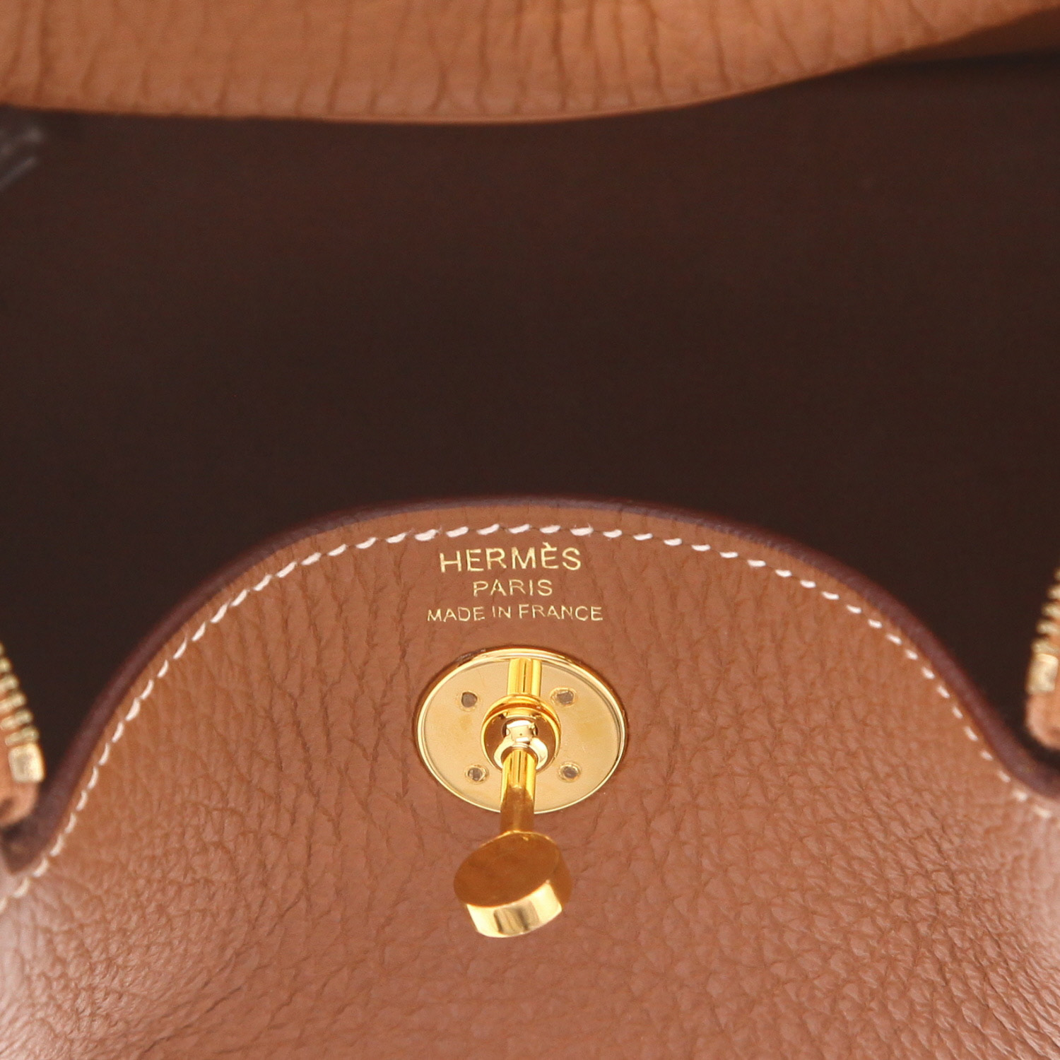 Hermès Lindy Mini shoulder bag in Clémence Gold calfskin - Detail D2