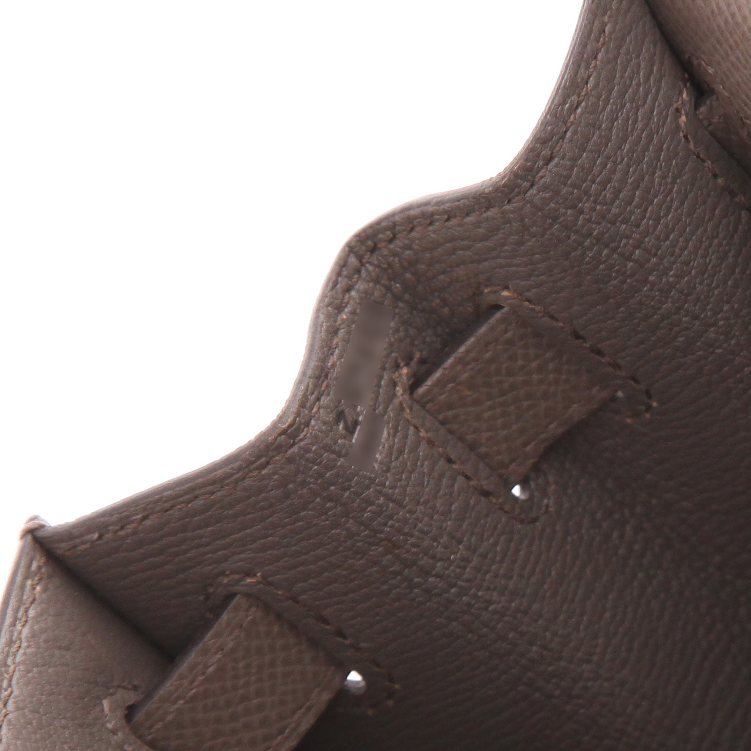 Sac à main Hermès  Kelly 28 cm en cuir epsom gris étain - Detail D4