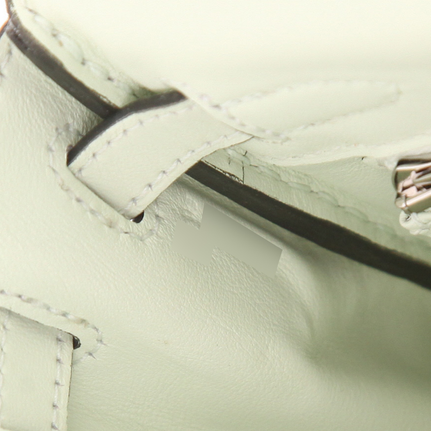 Bolso Hermès Kelly de 25 cm en piel Swift color Verde Fizz - Detail D4
