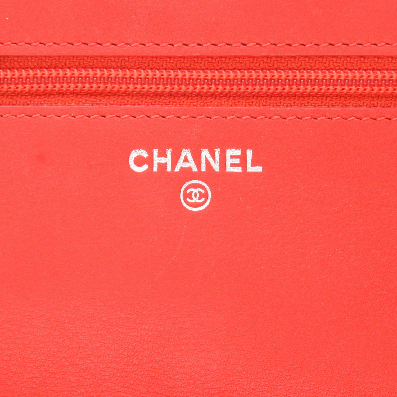 Borsa a tracolla Chanel “Wallet on Chain” in pelle rossa - Detail D2