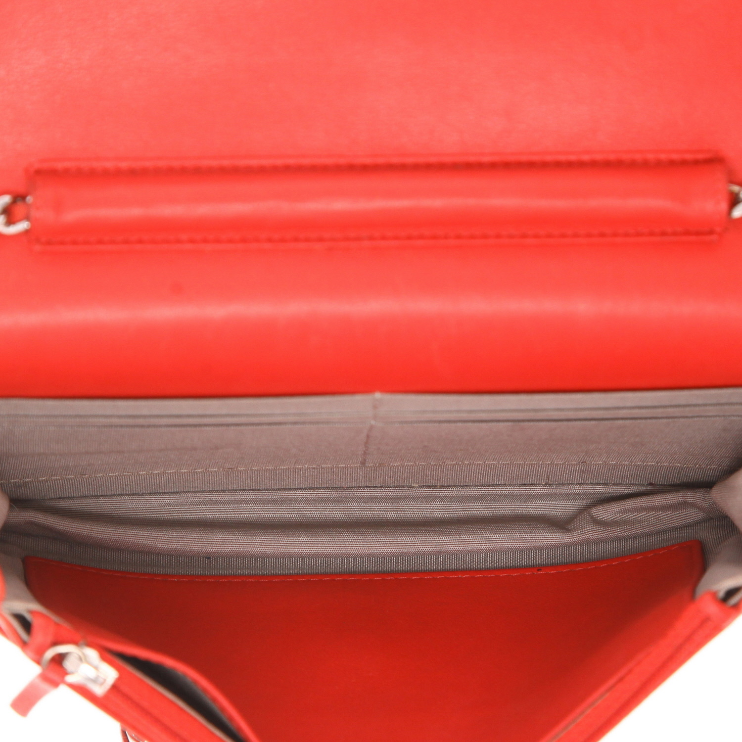 Chanel ‘Wallet on Chain’ shoulder bag in red leather - Detail D3