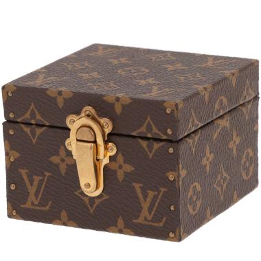 Louis Vuitton jewellery box   in brown Monogram canvas