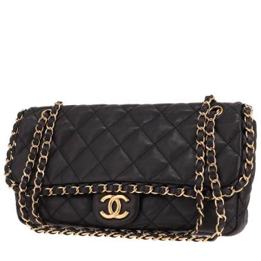 Chanel handbag  Black quilted leather flap bag