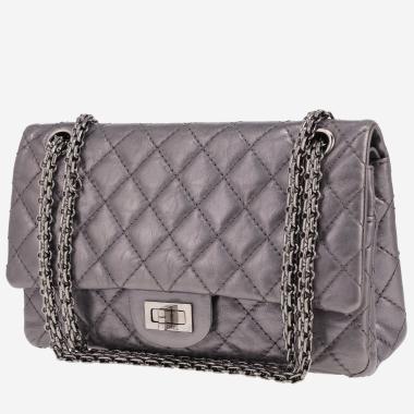 Sac à main Chanel  2.55 en cuir matelassé argenté