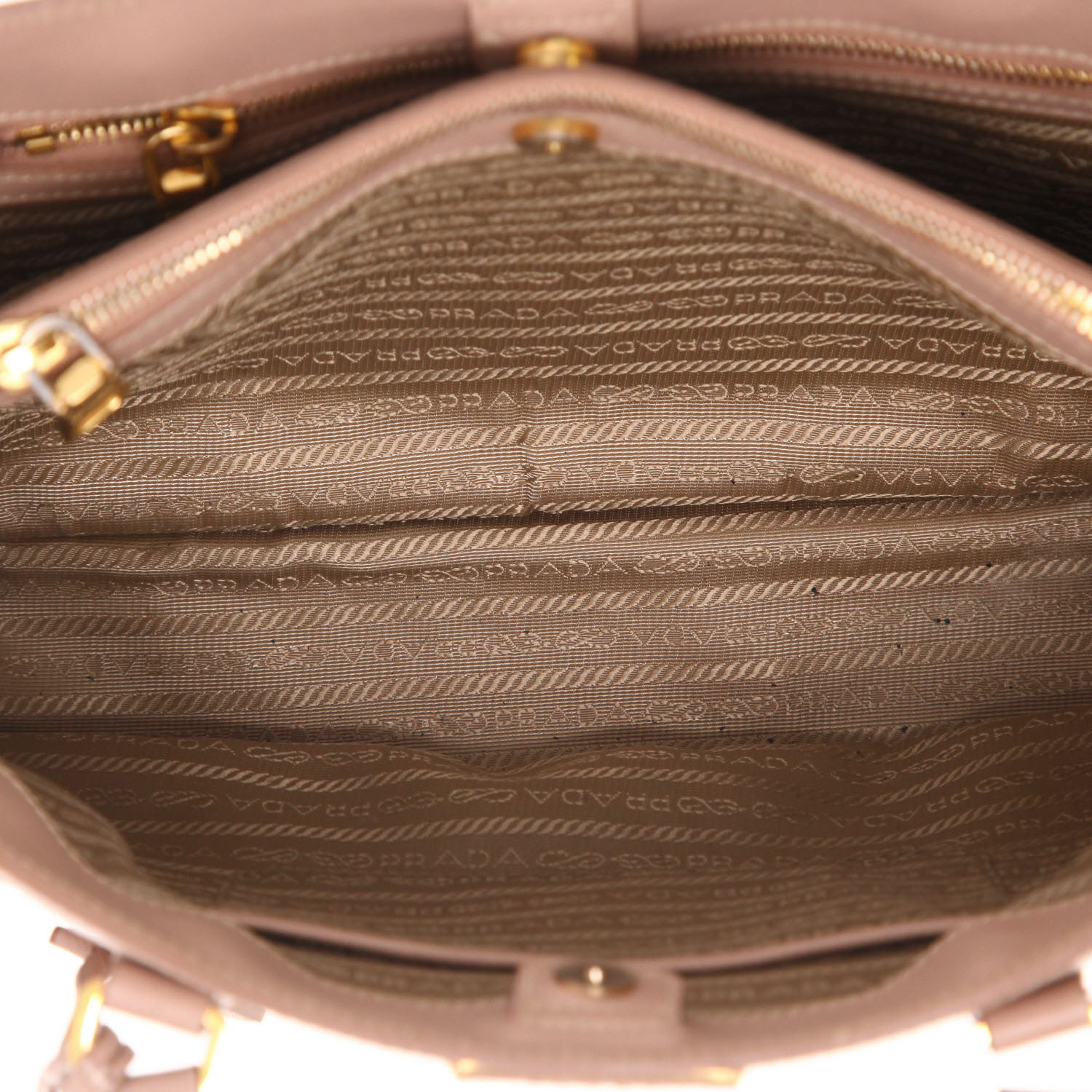 Bolso Prada «Galleria» de piel saffiano rosa pálido - Detail D3