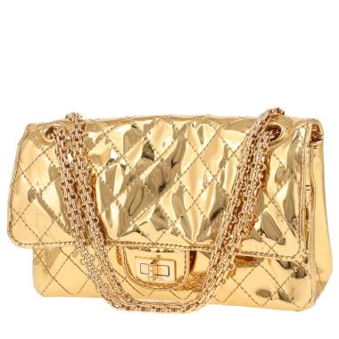 Borsa Chanel 2.55 in pelle verniciata trapuntata dorata