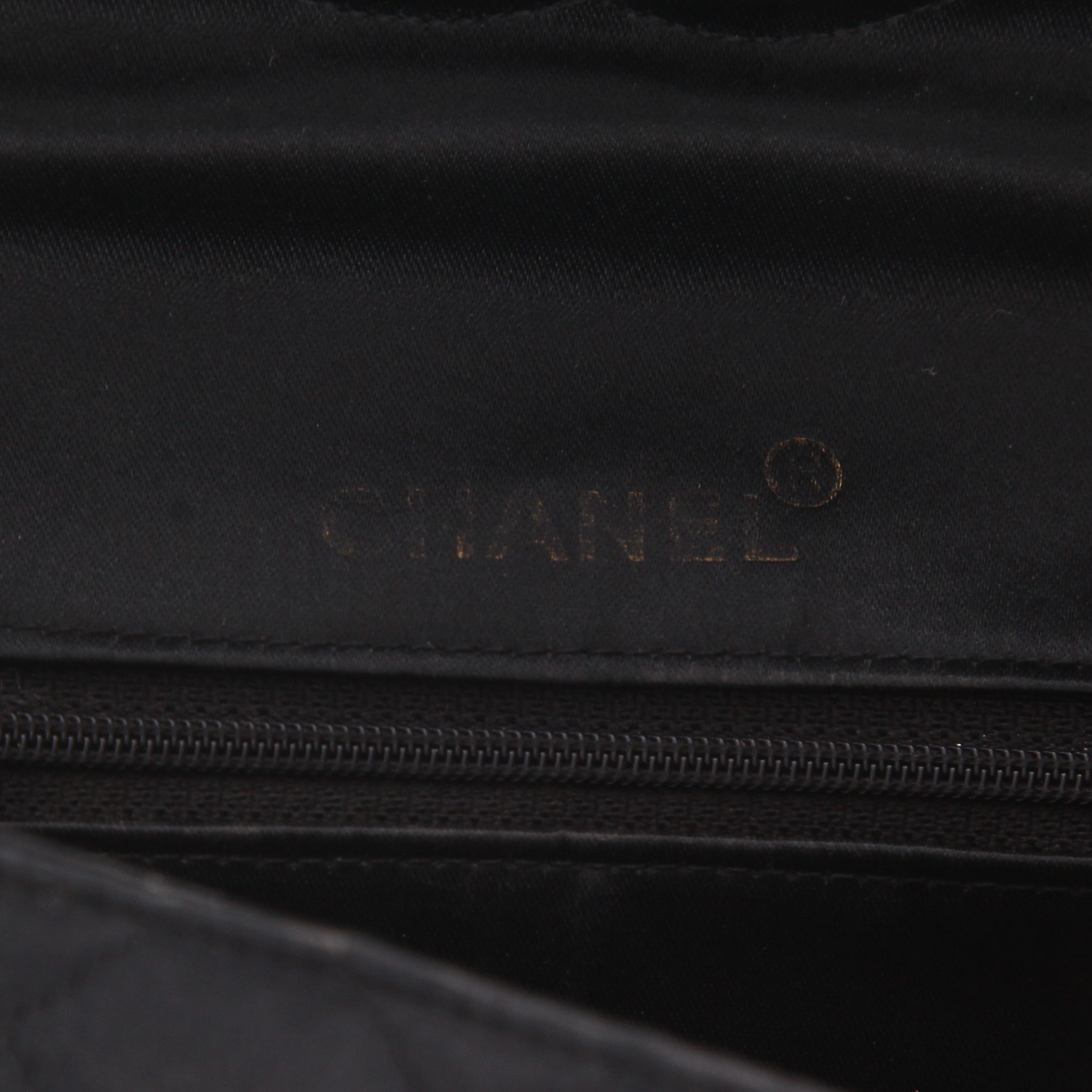 Chanel Timeless Mini shoulder bag in black satin - Detail D2