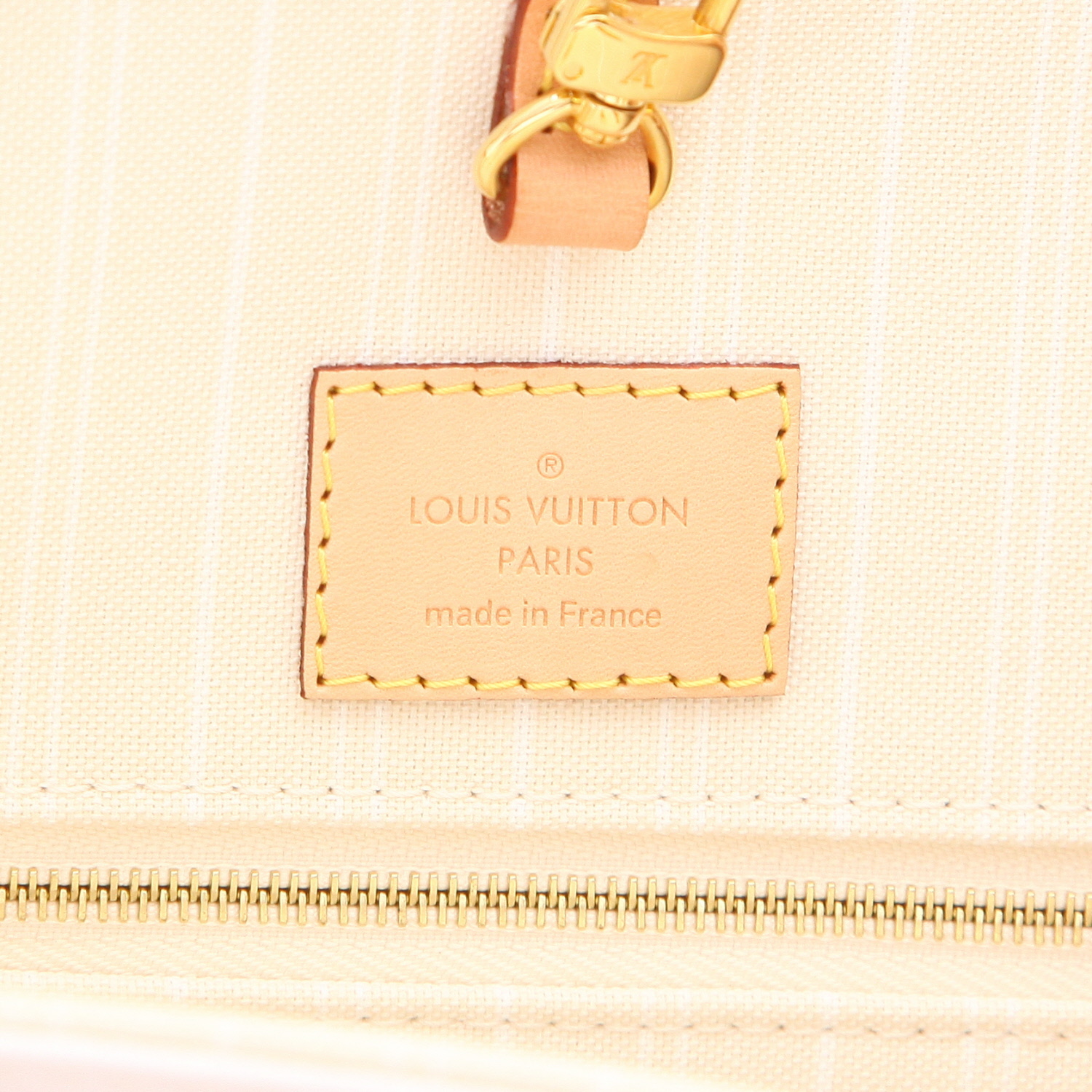 Sac cabas Louis Vuitton  Onthego grand modèle  en toile monogram deux tons bleue et blanche et raffia - Detail D2