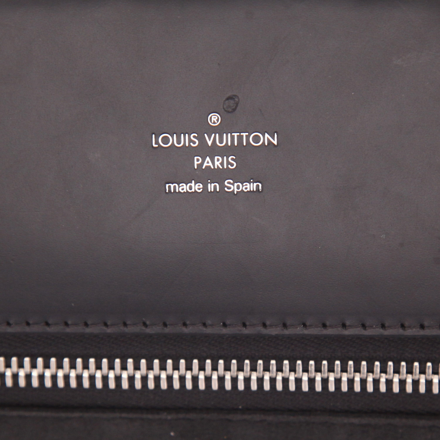 Bolso de mano Louis Vuitton «Phenix» de piel Épi Noir - Detail D2