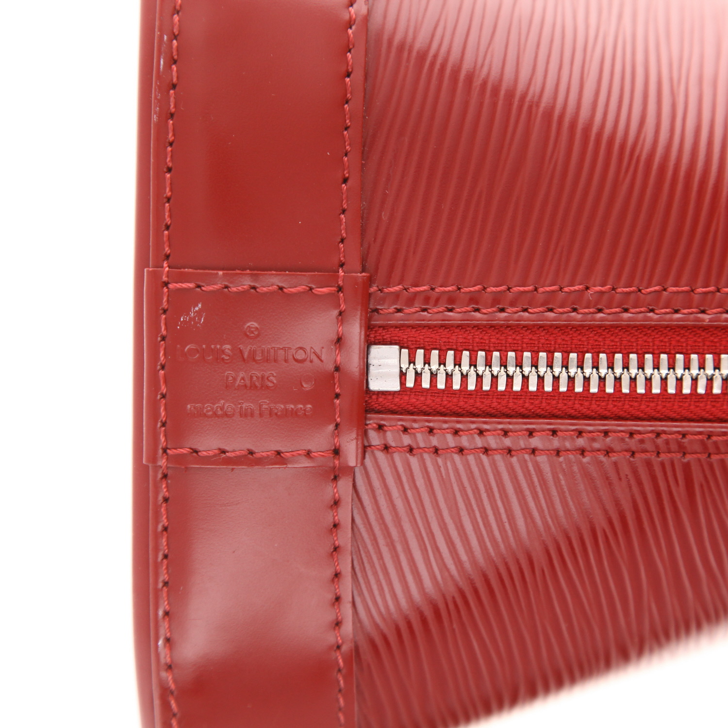 Louis Vuitton Alma handbag in red Épi leather - Detail D2