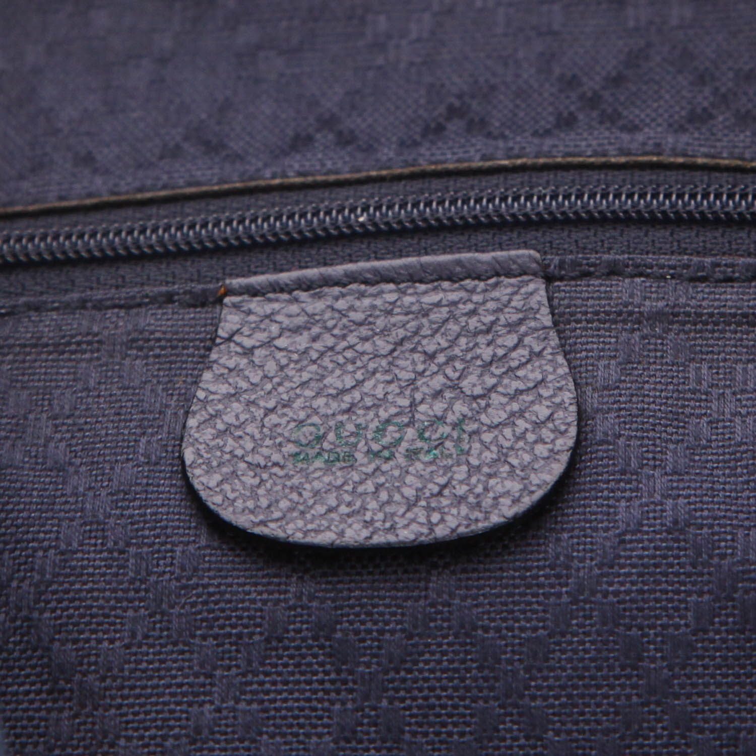 Gucci Bamboo Backpack in blue suede calfskin and blue leather - Detail D2