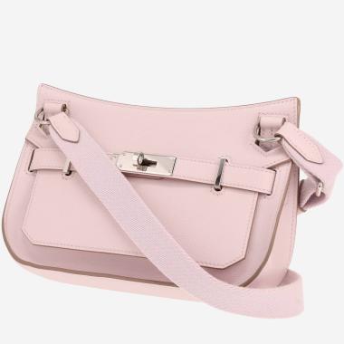 Bolso bandolera Hermès «Jypsiere mini» de piel Swift en color malva pálido