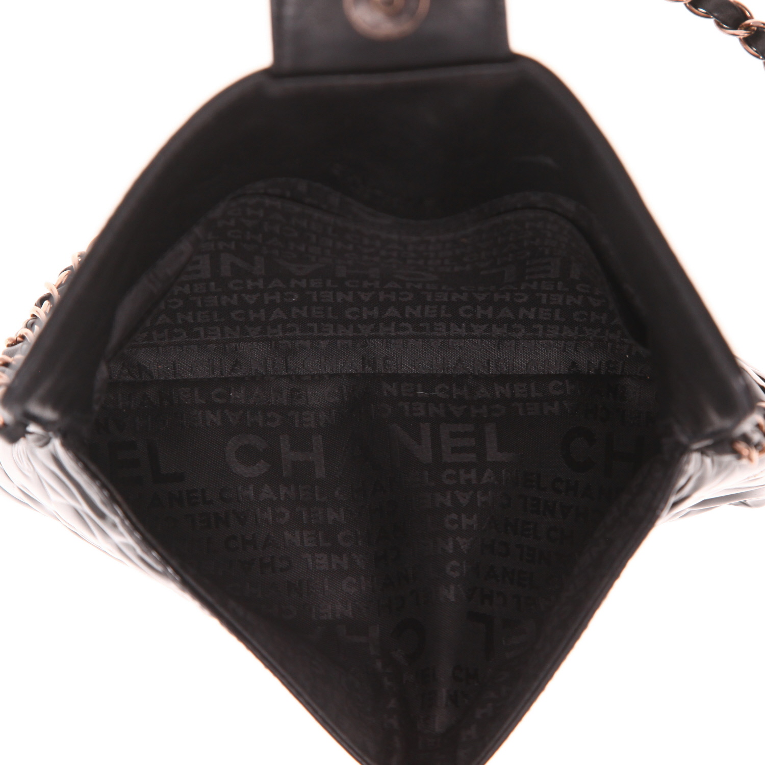 Chanel handbag  Black patent leather flap bag - Detail D3
