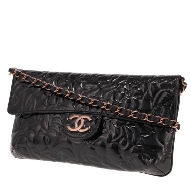 Sac à main Chanel  Sac à rabat en cuir verni noir