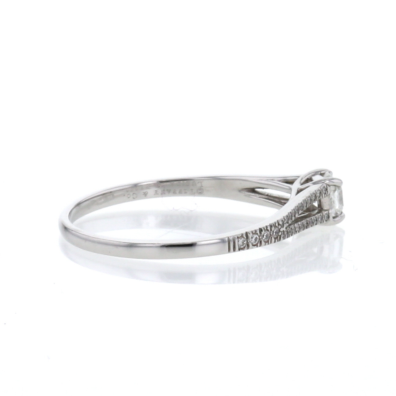 Tiffany 
Co Lucida ring in platinium and diamonds