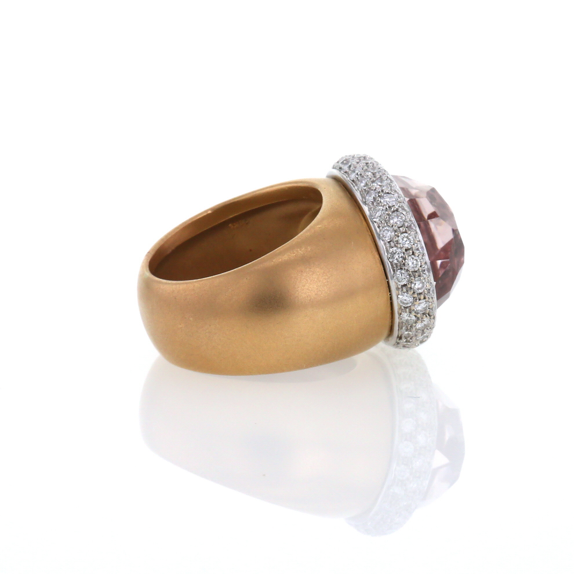 Pomellato Iceberg ring in yellow gold,  morganite and diamonds