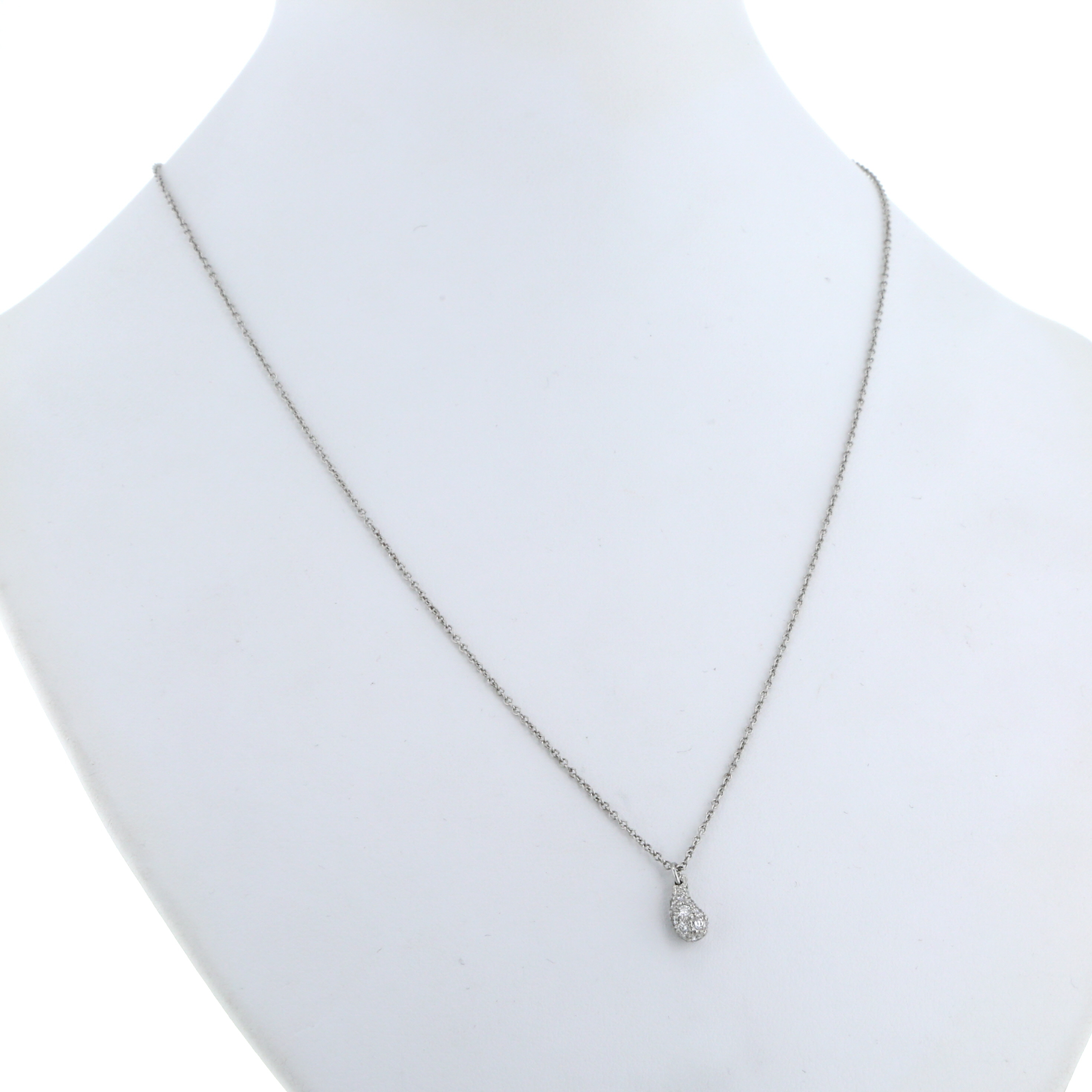 Collar Tiffany & Co Teardrop en platino y diamantes