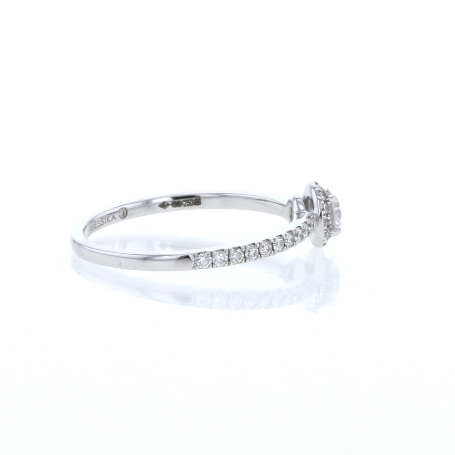 Sortija Messika Joy en oro blanco y diamantes