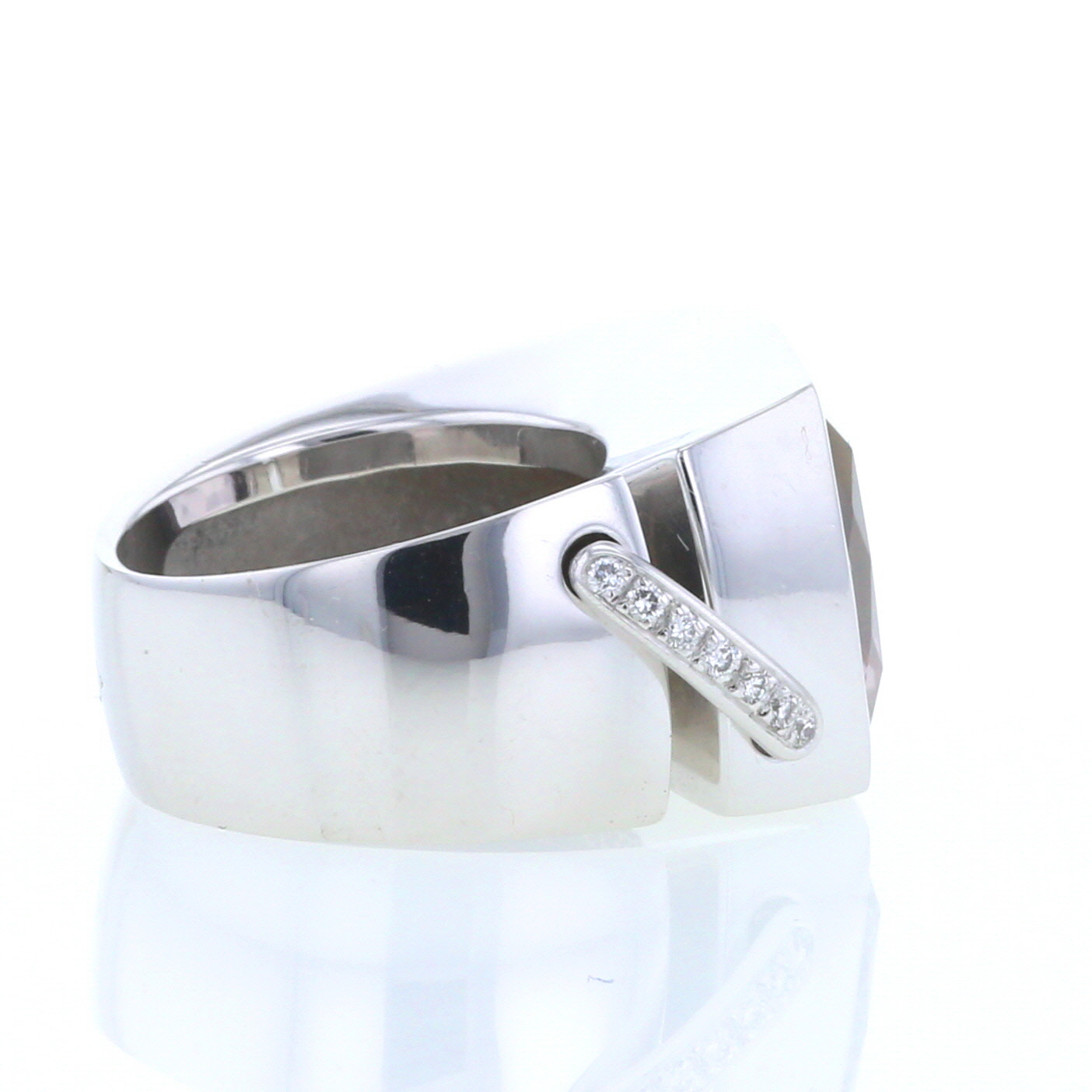 Chaumet Lien large model ring in white gold,  diamonds and morganite