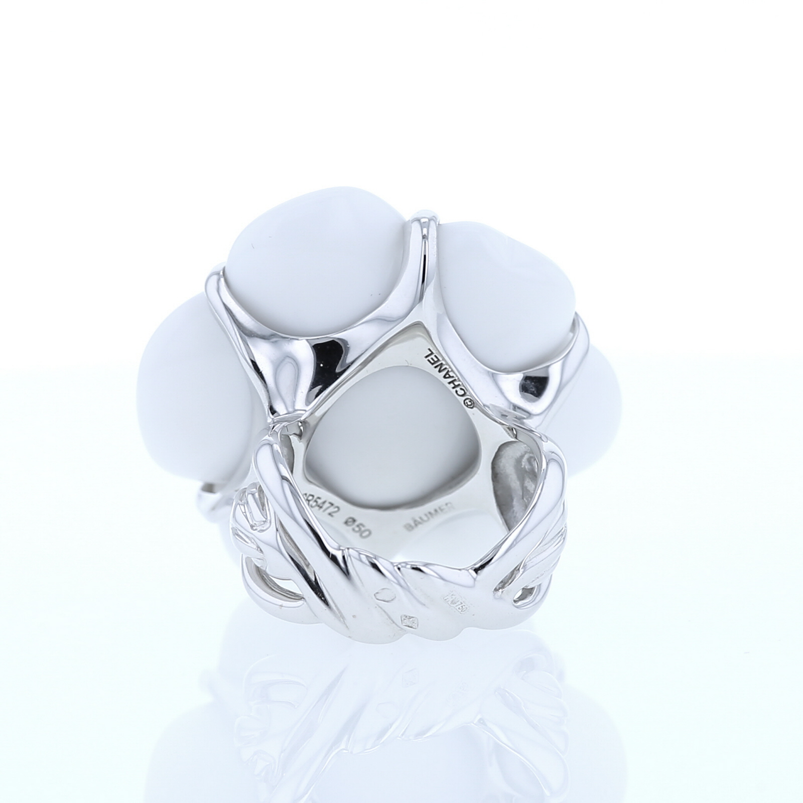 Camelia Large Model Ring In Agate And White Gold