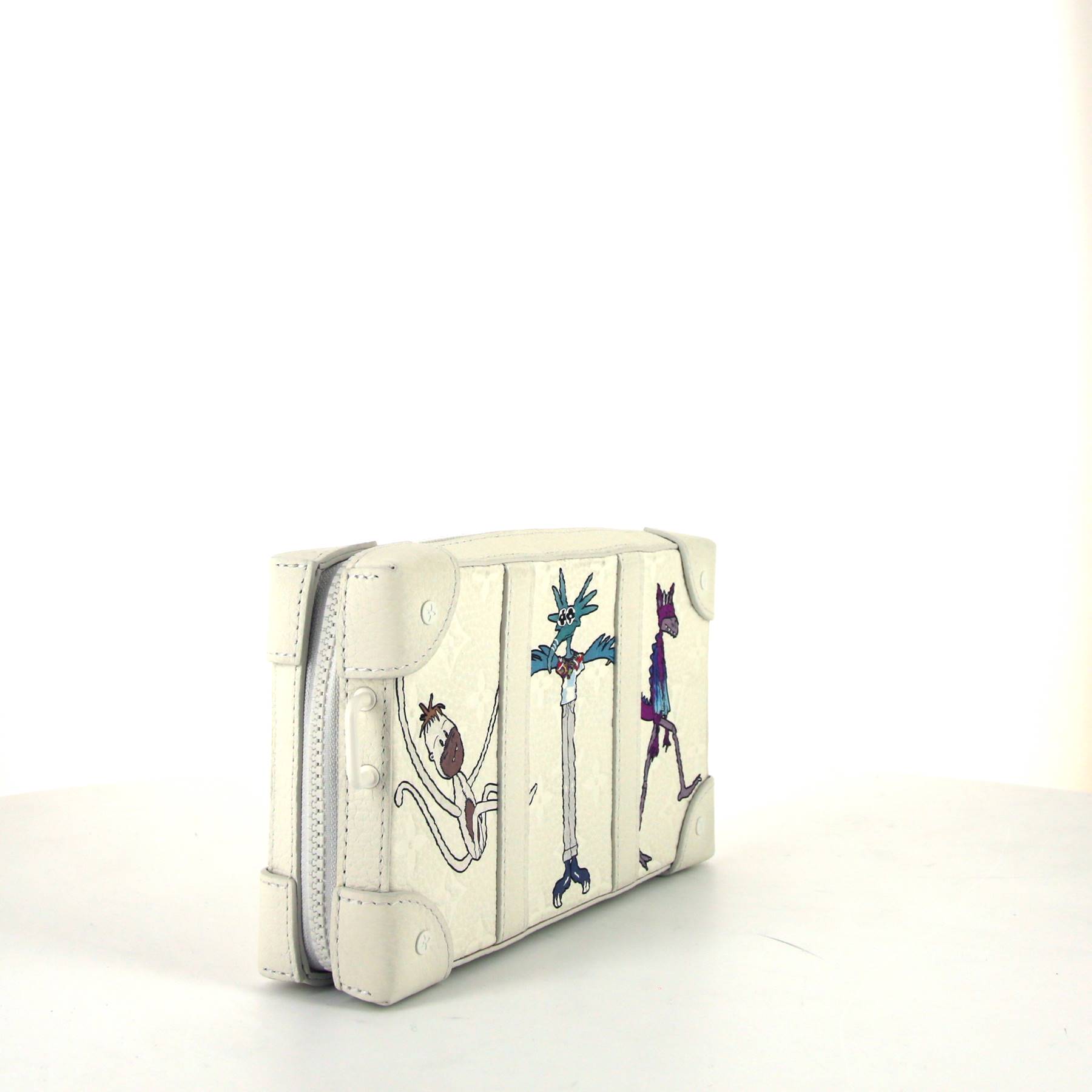 Louis Vuitton Soft Trunk shoulder bag in white leather