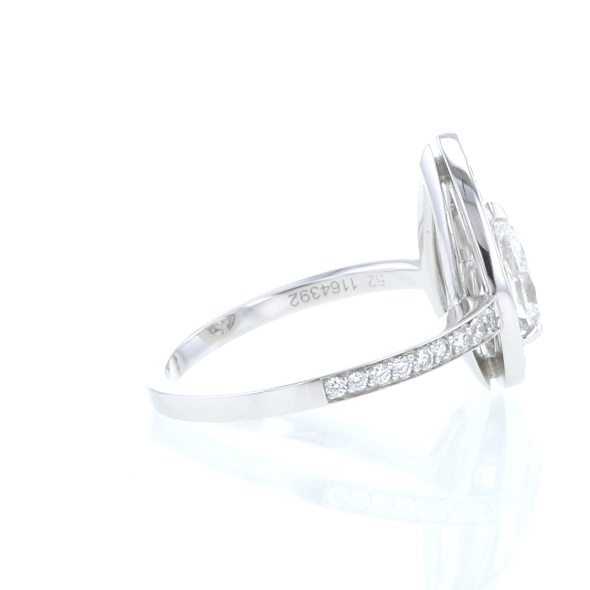 Anello Fred Lovelight in platino e diamanti