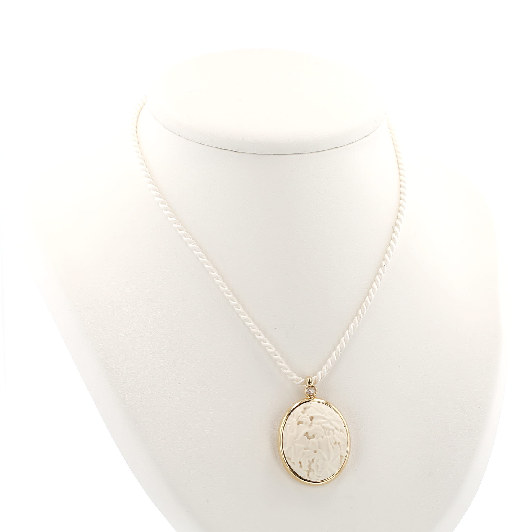 Pendentif Pomellato Victoria en or rose,  agate et diamant