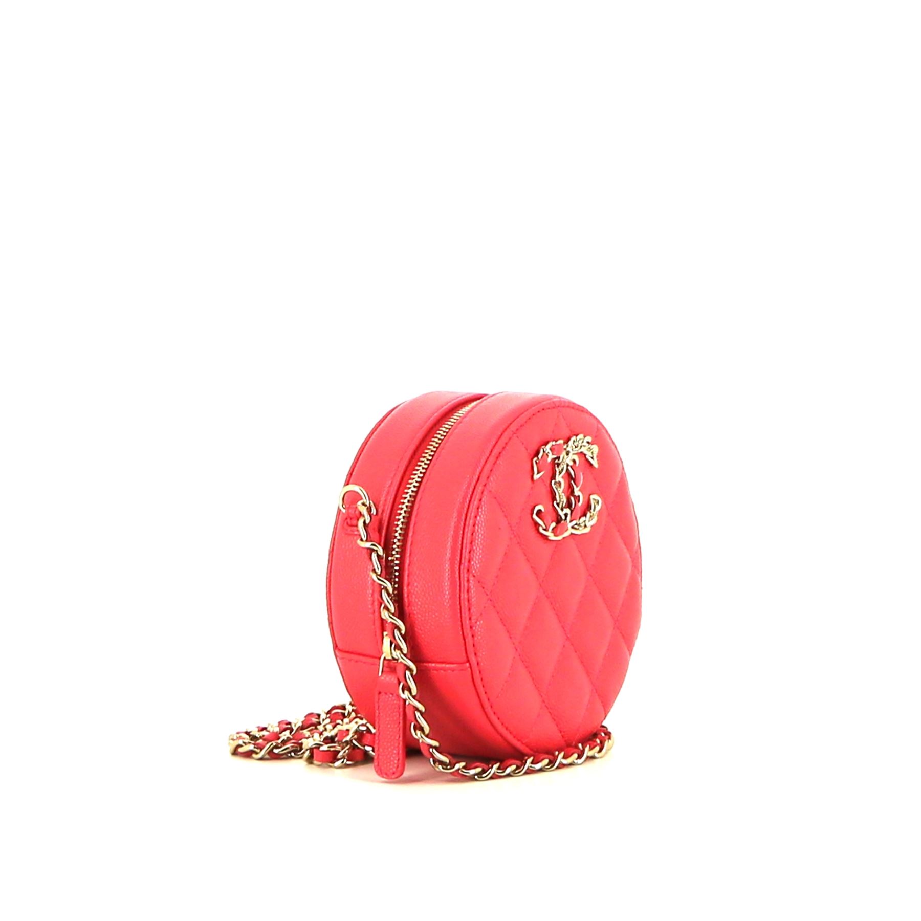 Chanel Round on Earth shoulder bag in pink quilted grained leather