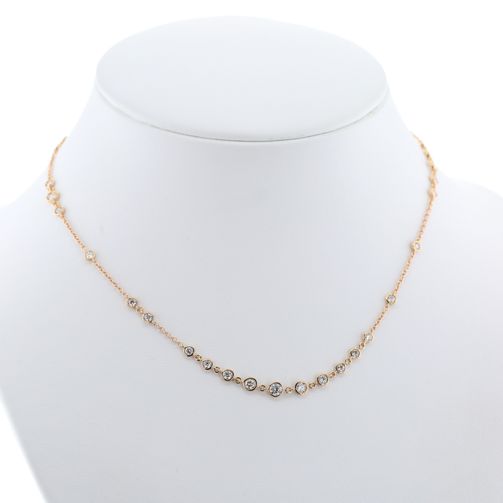 Necklace in pink gold and diamonds (1,55 carat)