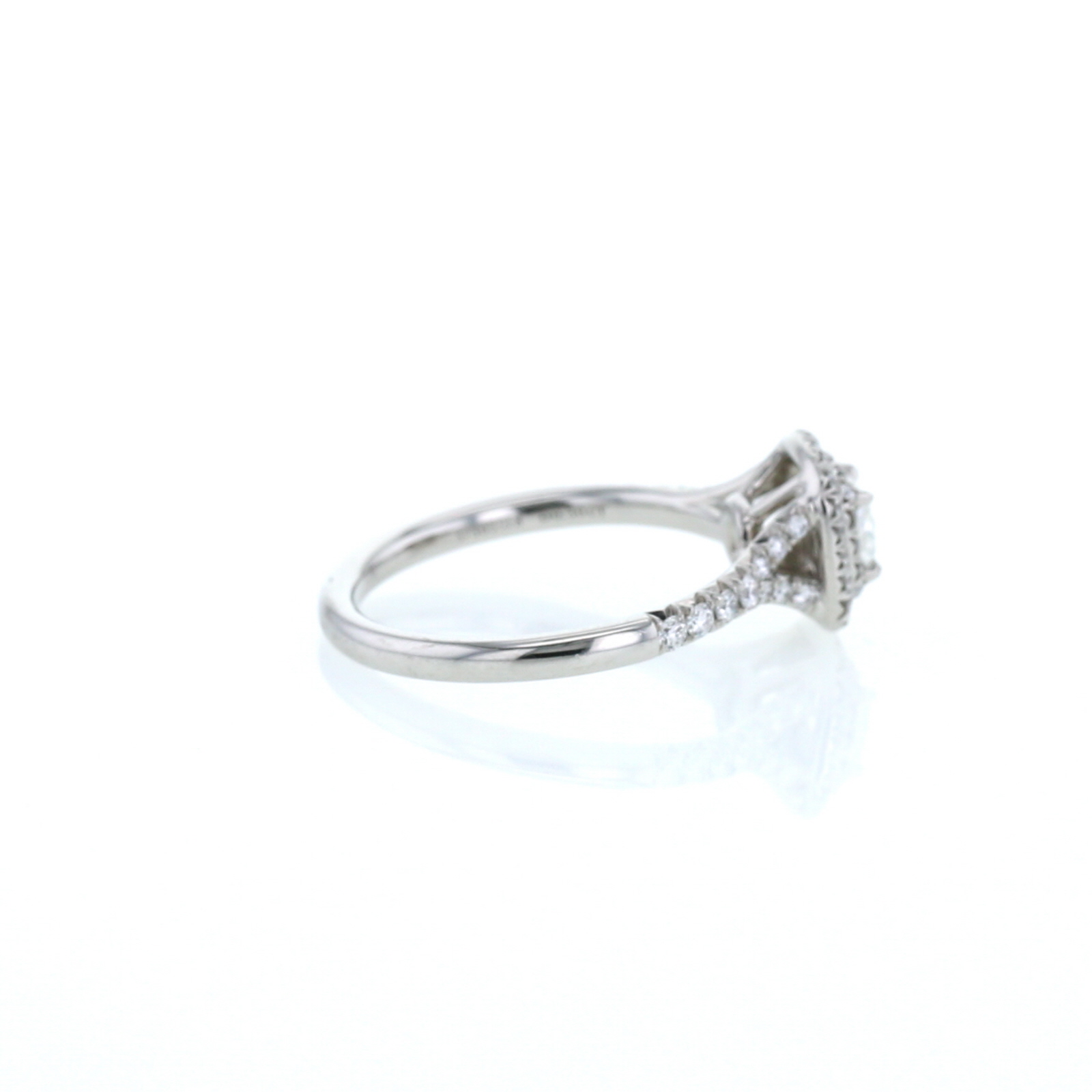 Tiffany 
Co Soleste ring in platinium and diamonds