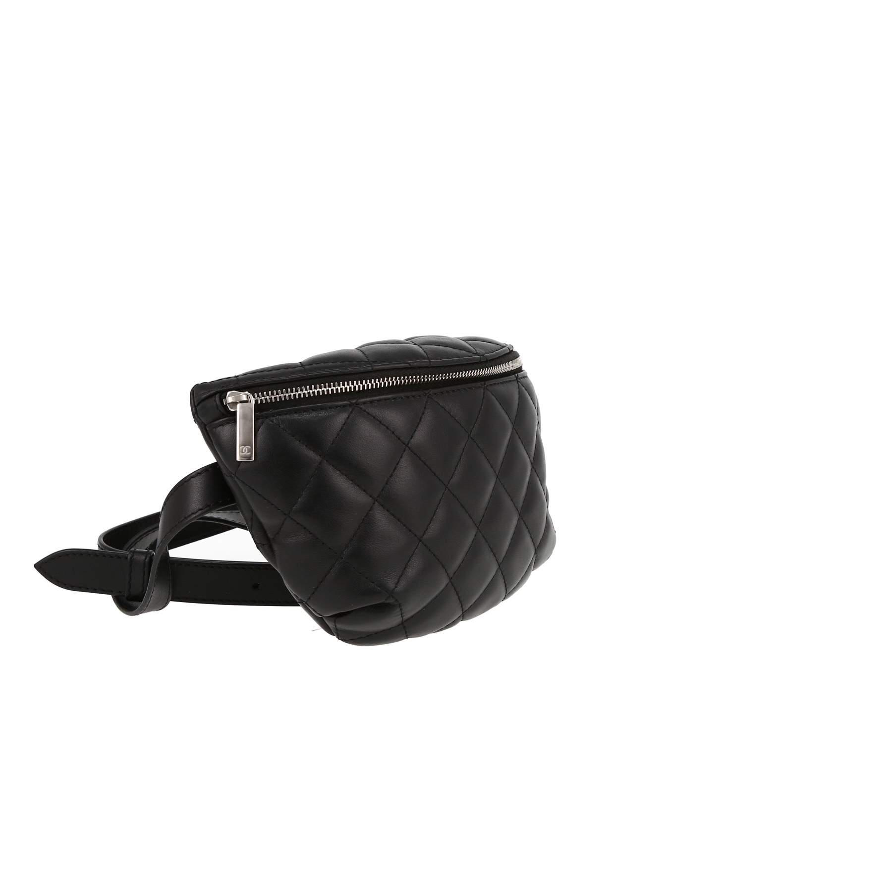 Pochette-ceinture Chanel  Pochette ceinture en cuir matelassé noir
