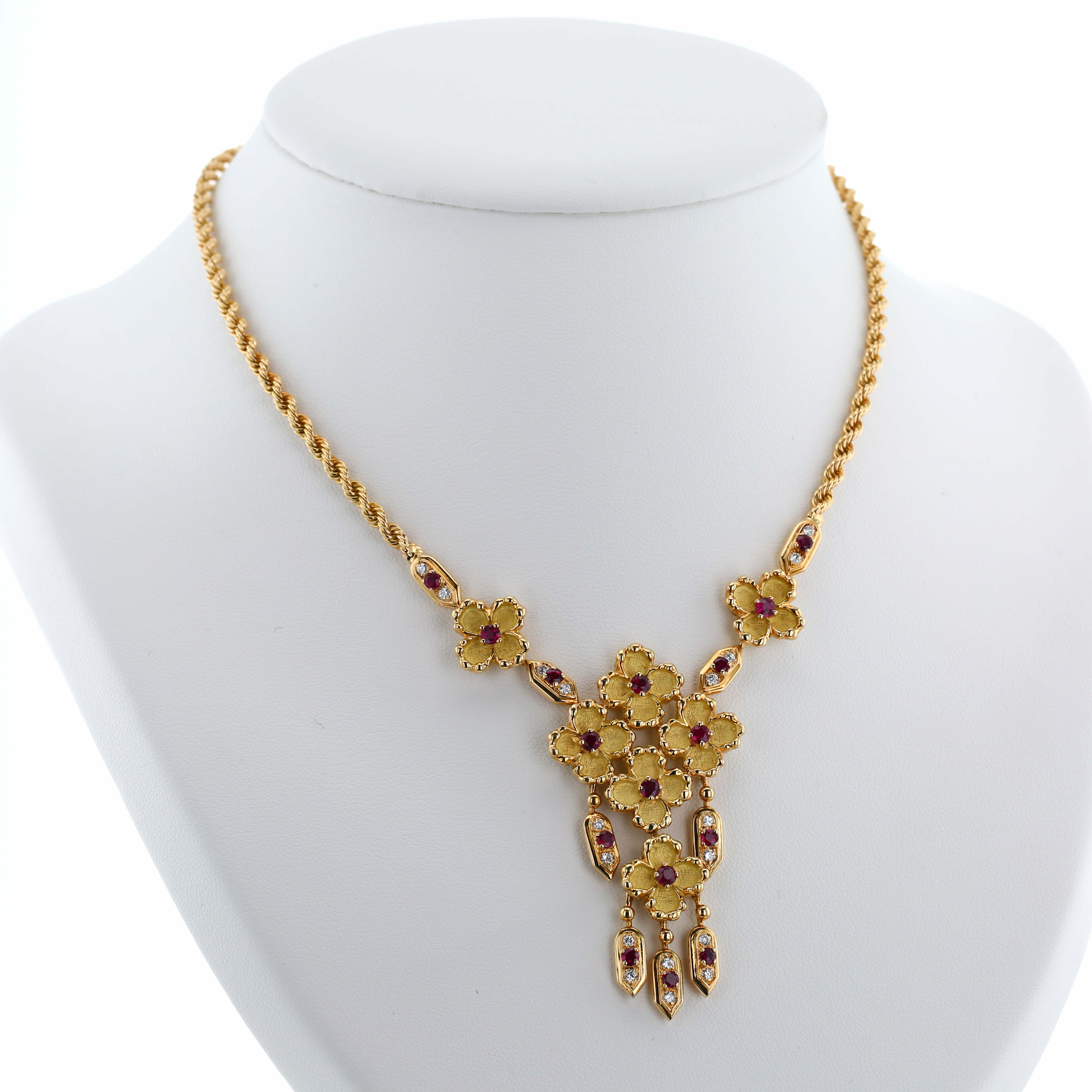 Mauboussin  necklace in yellow gold, ruby and diamonds