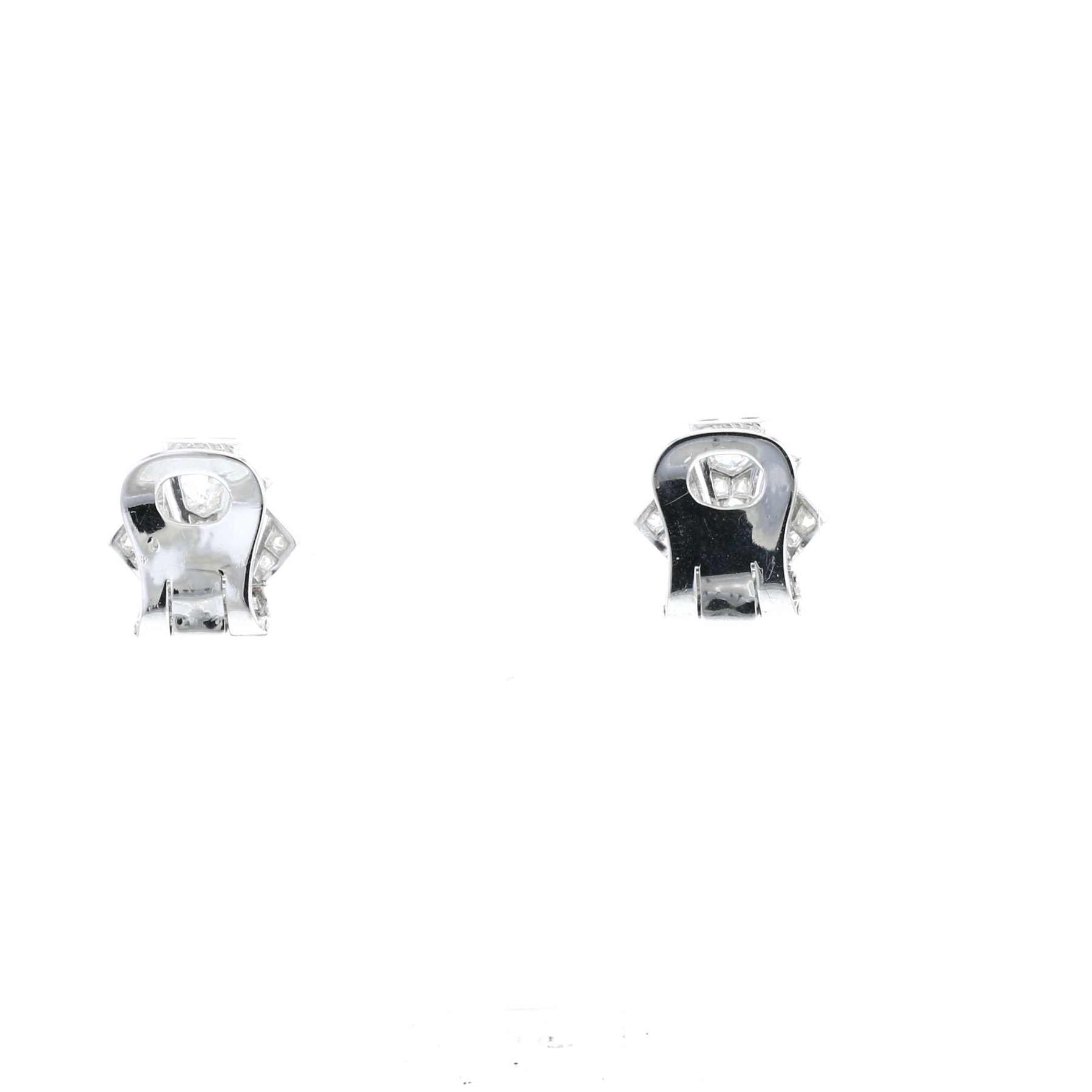 Coppia di clip Vintage  in oro bianco, platino e diamanti