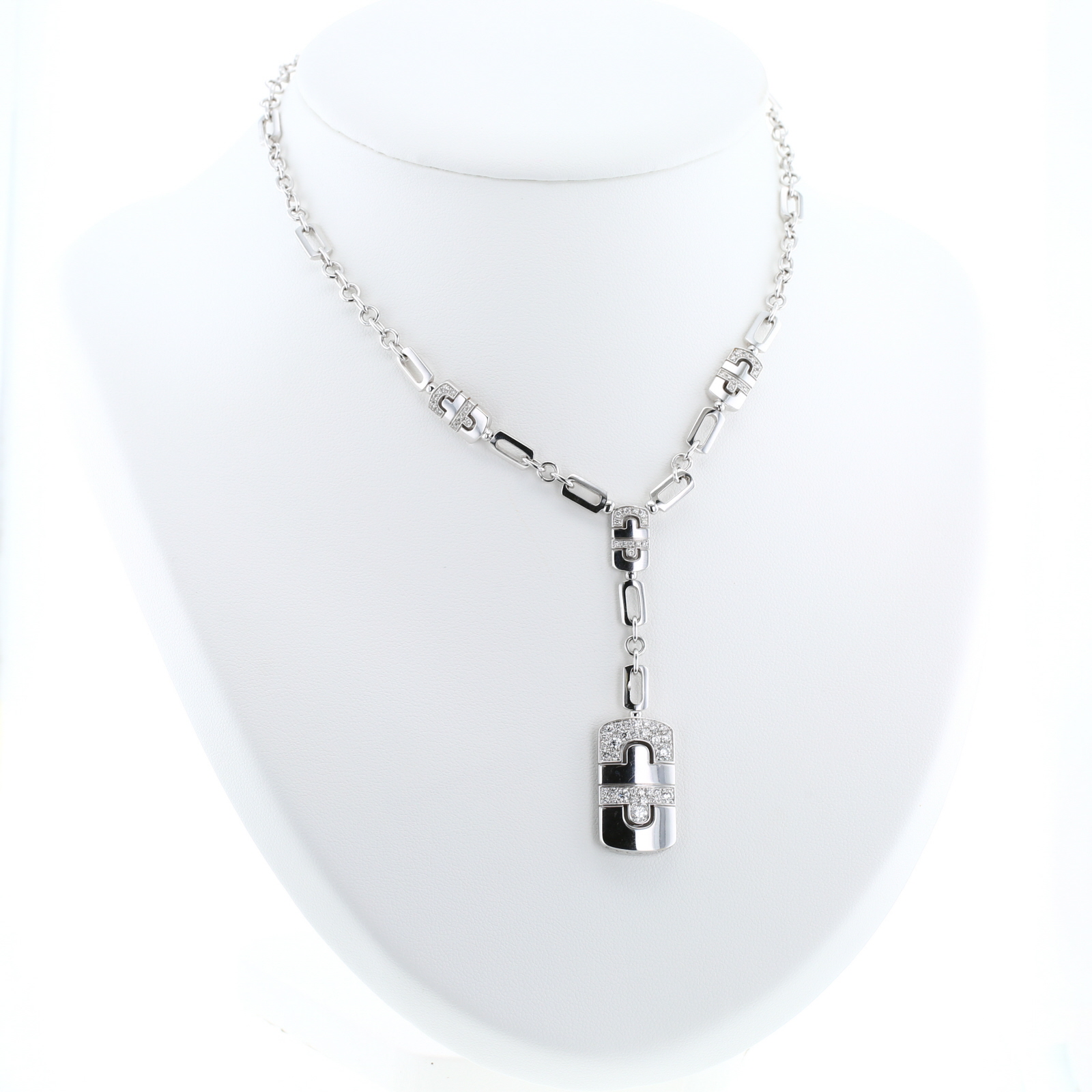 Bulgari Parentesi necklace in white gold and diamonds