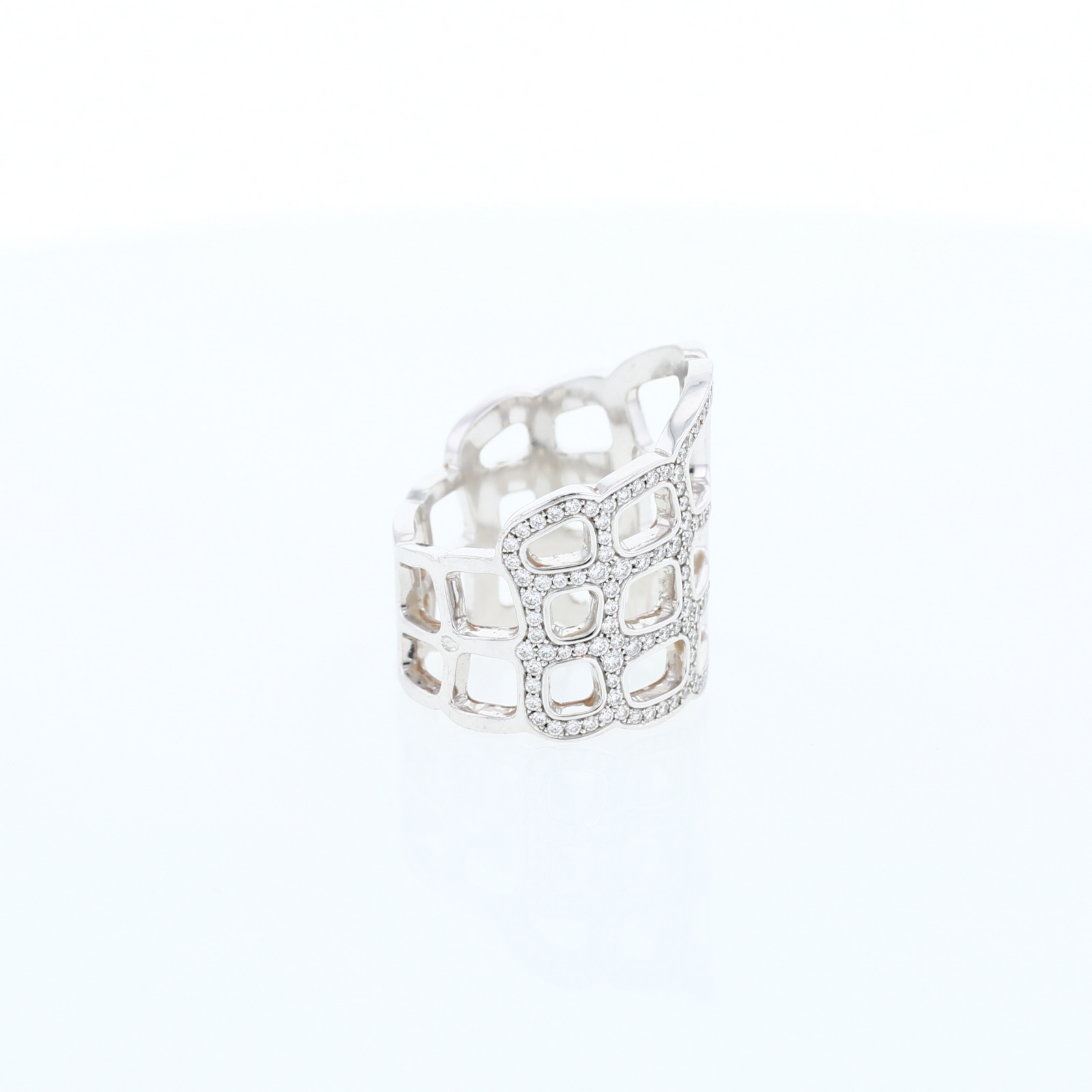 Hermès Niloticus Ombre ring in white gold and diamonds