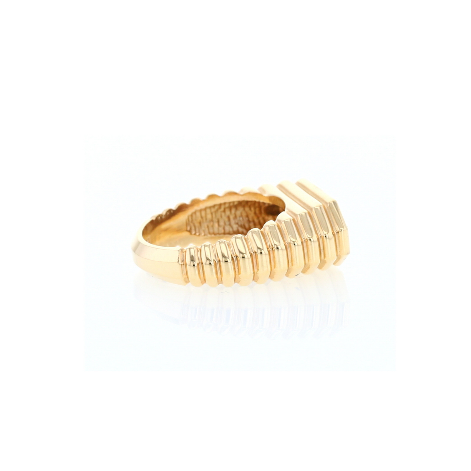 Vintage   1980's ring in 14 carats yellow gold and diamonds