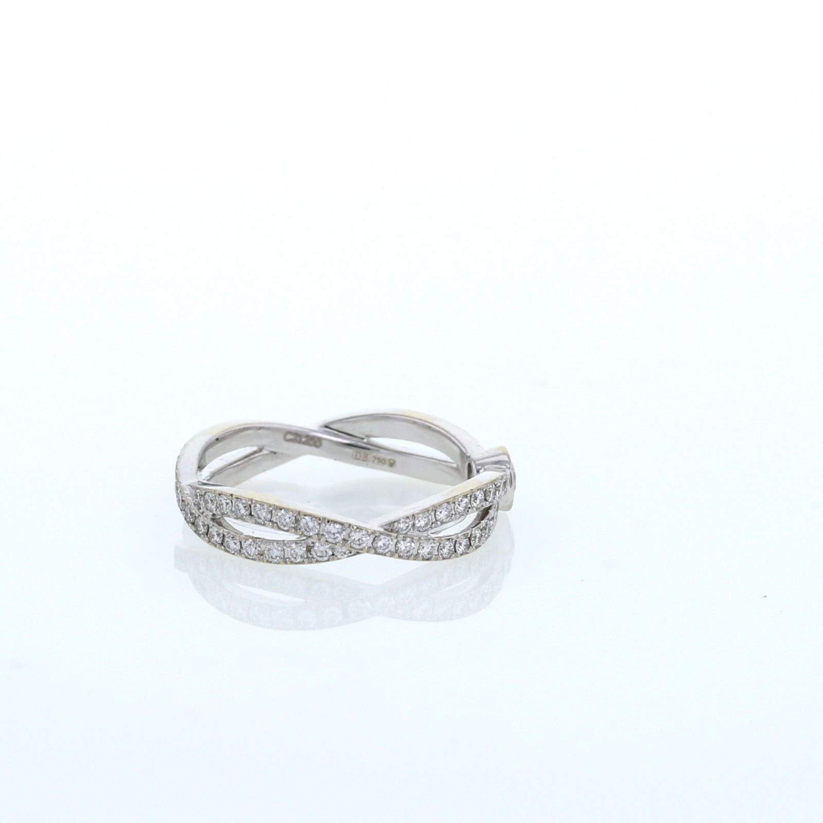 Bague De Beers  en or blanc et diamants