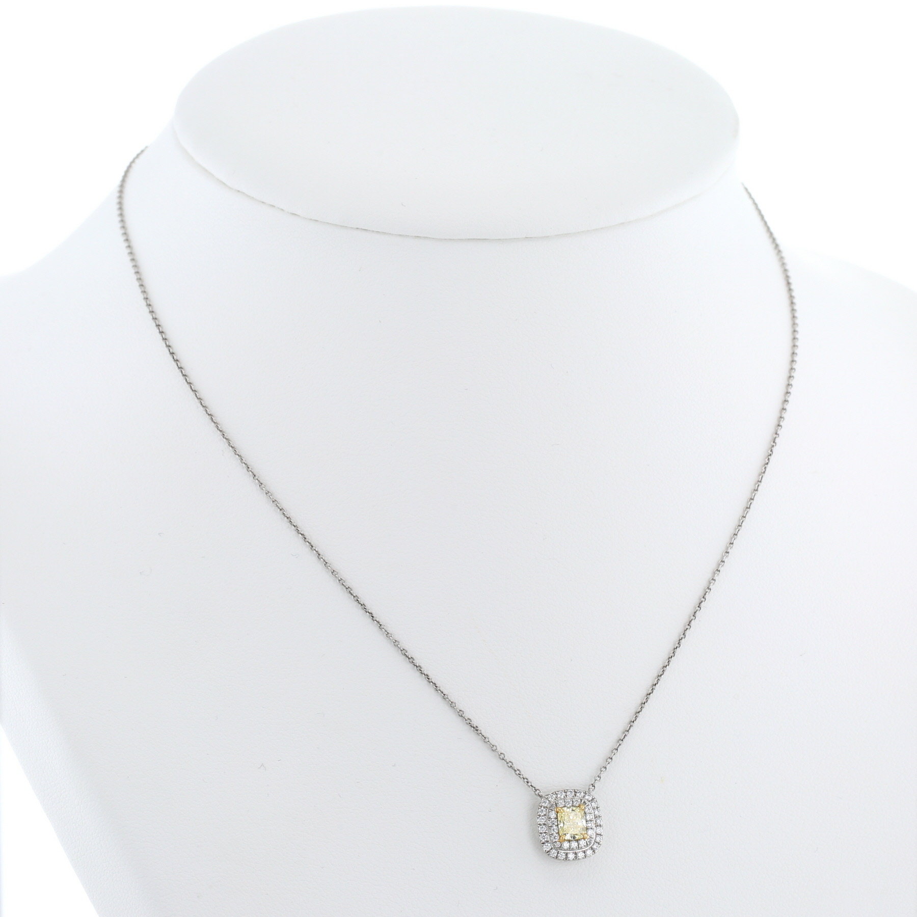 Tiffany 
Co Soleste necklace in platinium and diamonds
