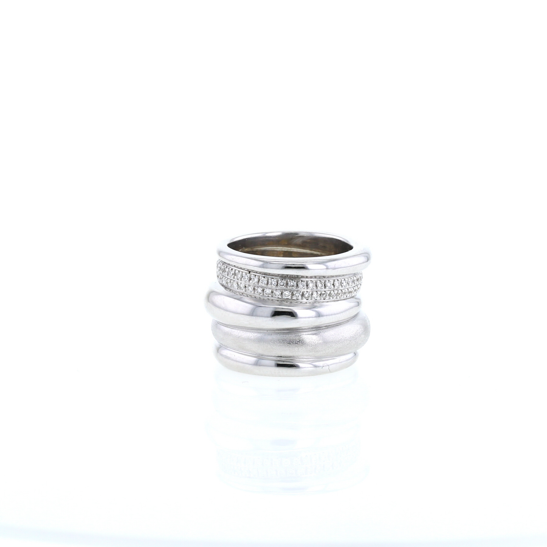 Anello Pomellato Tubolare in oro bianco e diamanti