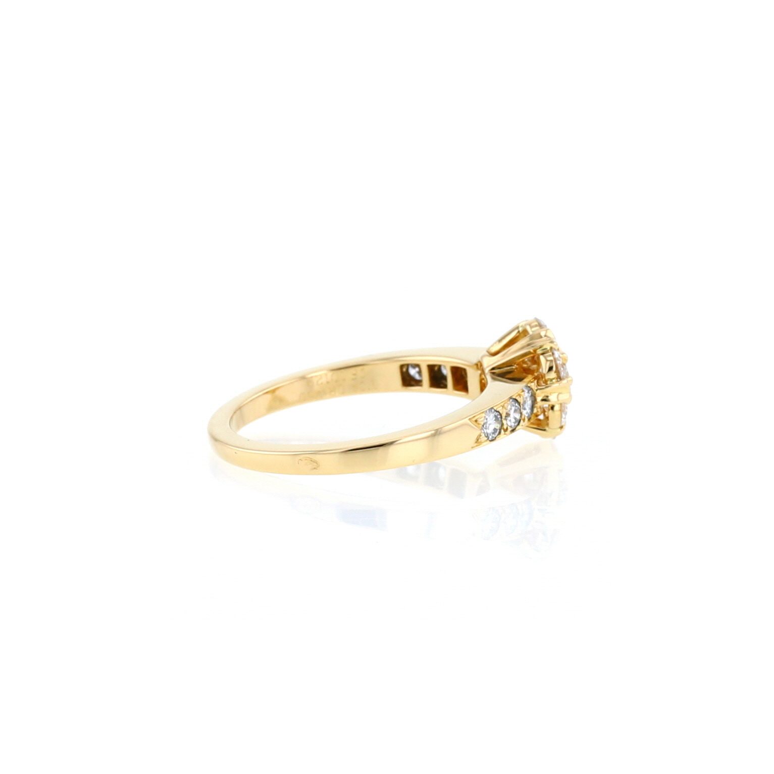 Bague Van Cleef & Arpels Fleurette en or jaune et diamants