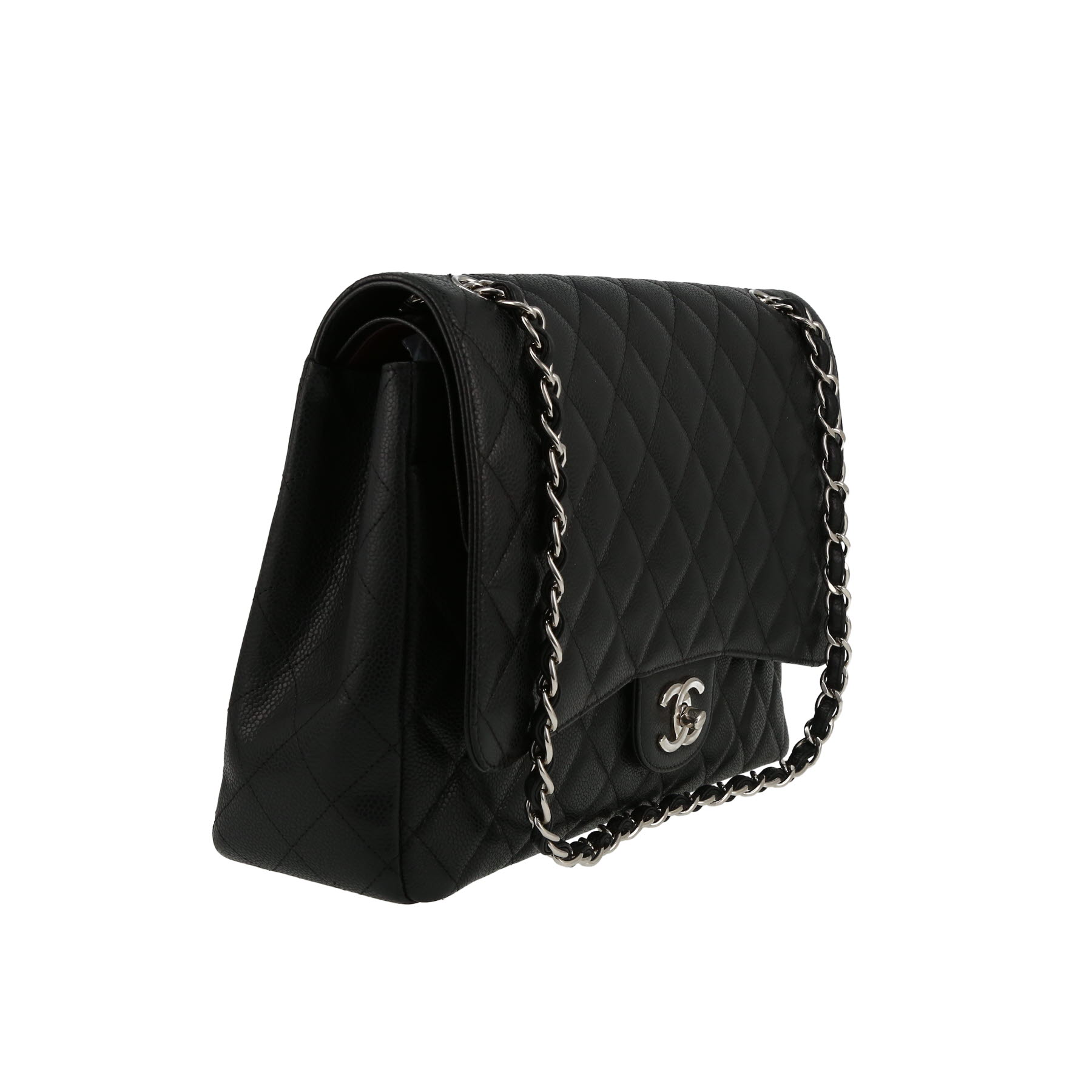 Chanel  Timeless Maxi Jumbo shoulder bag  in black quilted grained leather