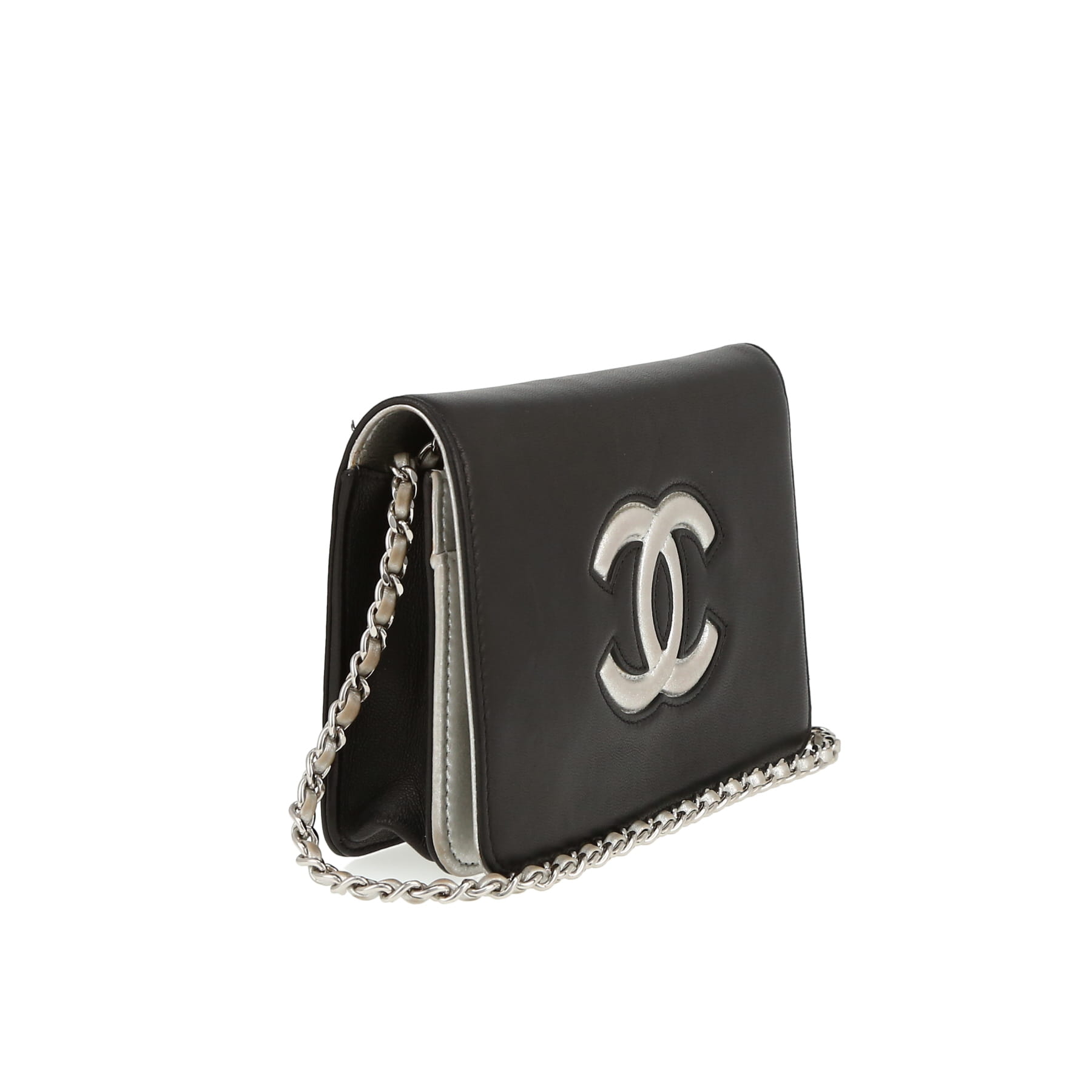 Chanel  Wallet on Chain shoulder bag  in black and silver leather