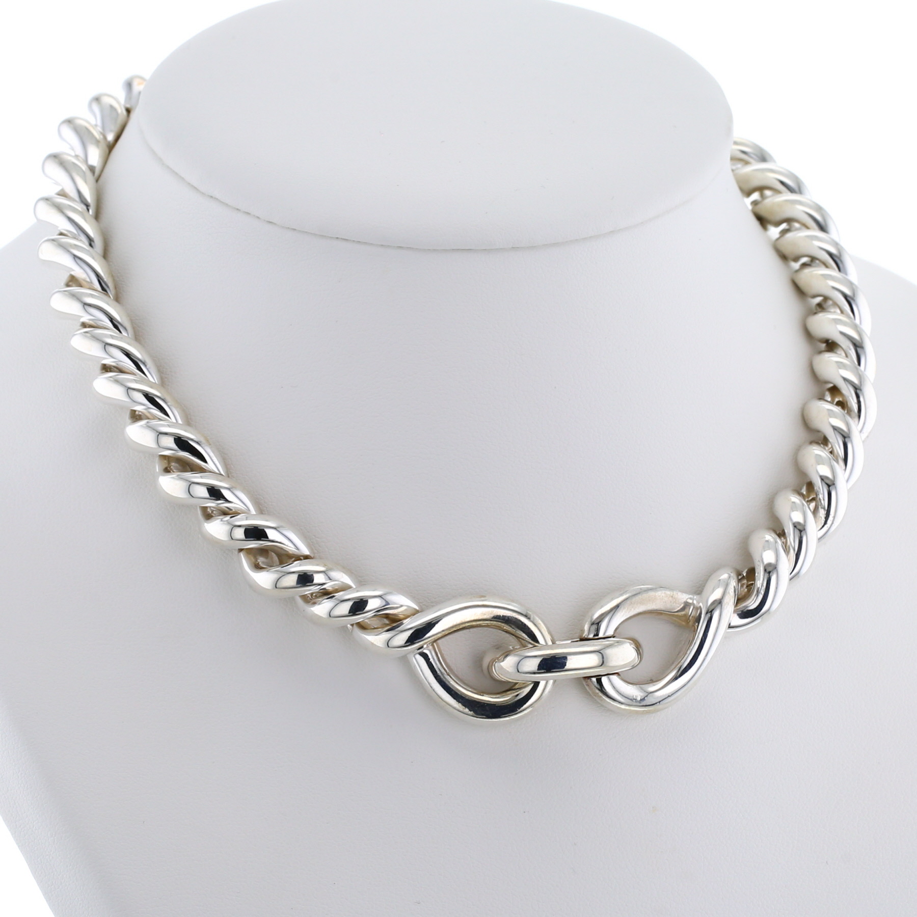 Hermès Torsade medium model necklace in silver