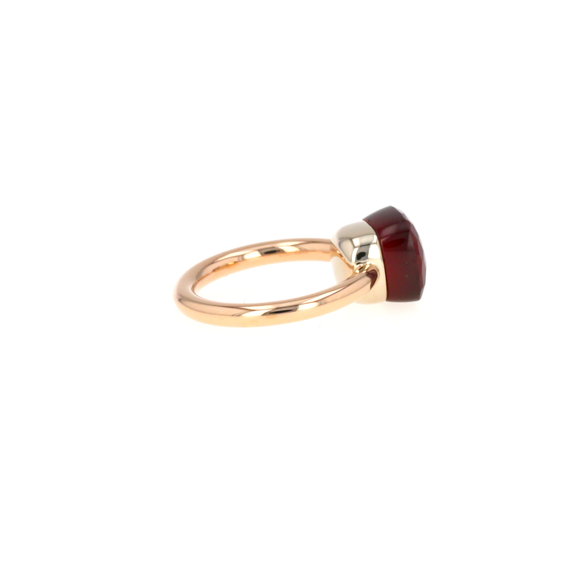 Bague Pomellato Nudo Classic en or rose et grenat