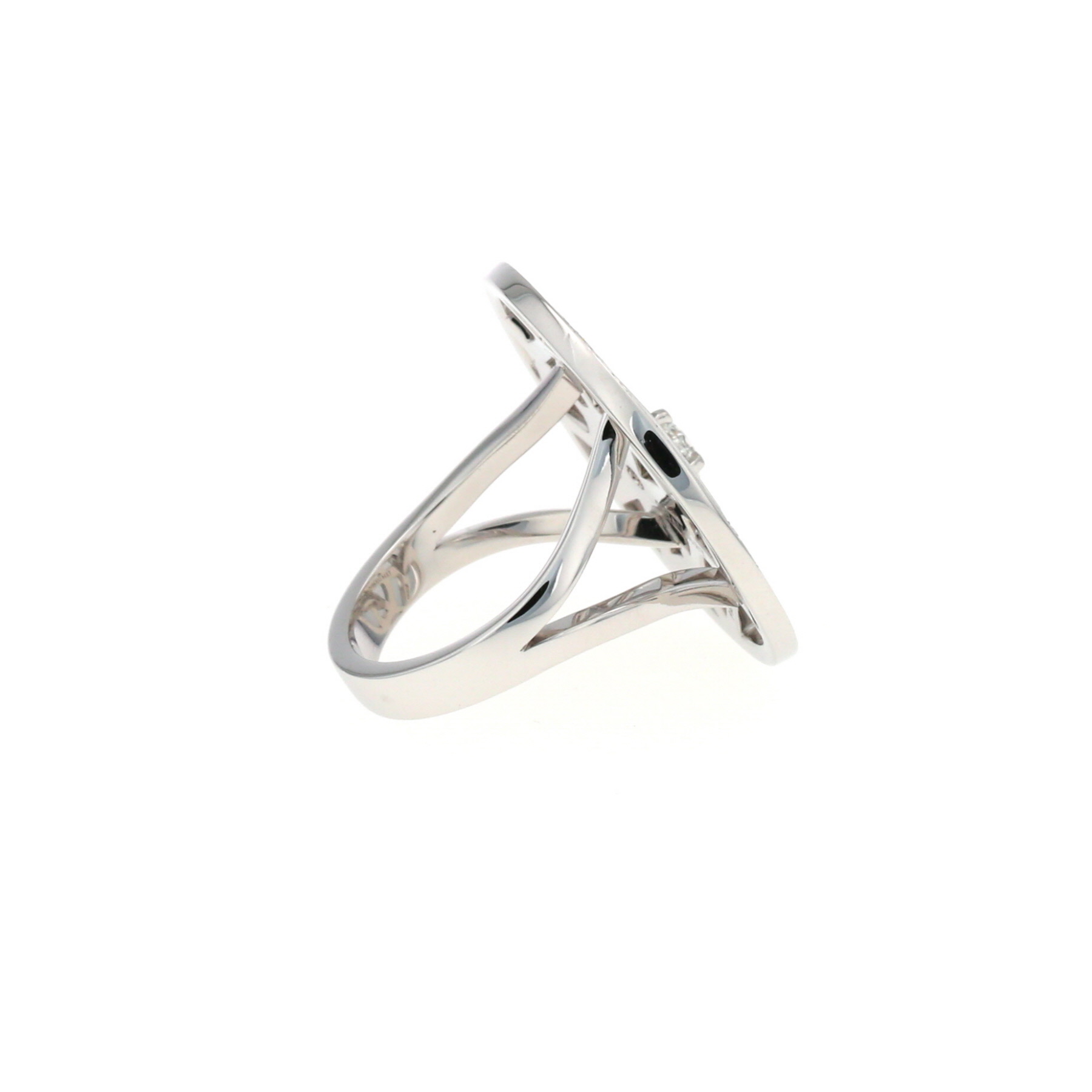 Anello Chaumet Attrape Moi Si Tu M'Aimes in oro bianco e diamanti