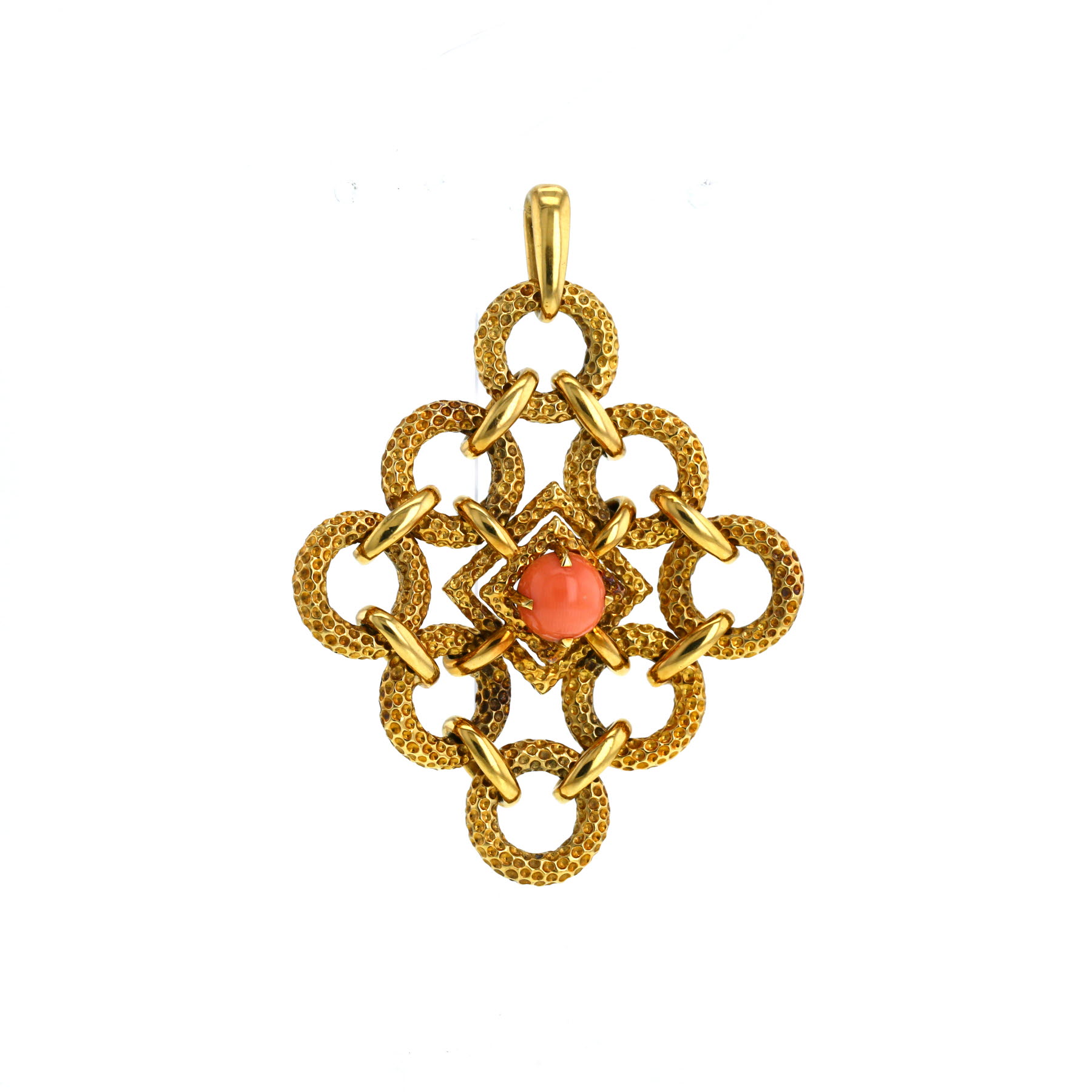 Ciondolo  Van Cleef 
Arpels  in oro giallo e corallo