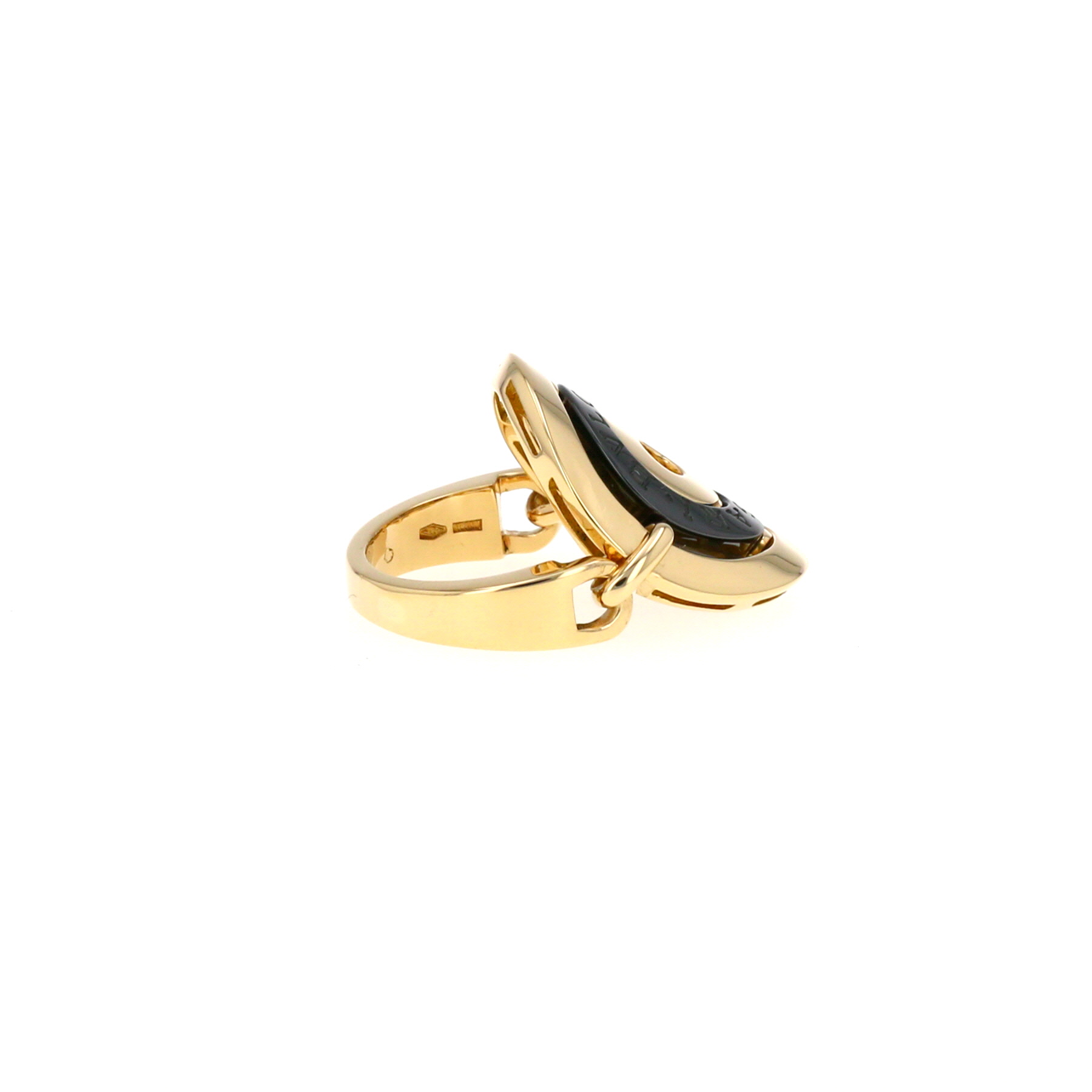 Half-articulated Bulgari Astrale ring in yellow gold and ceramic