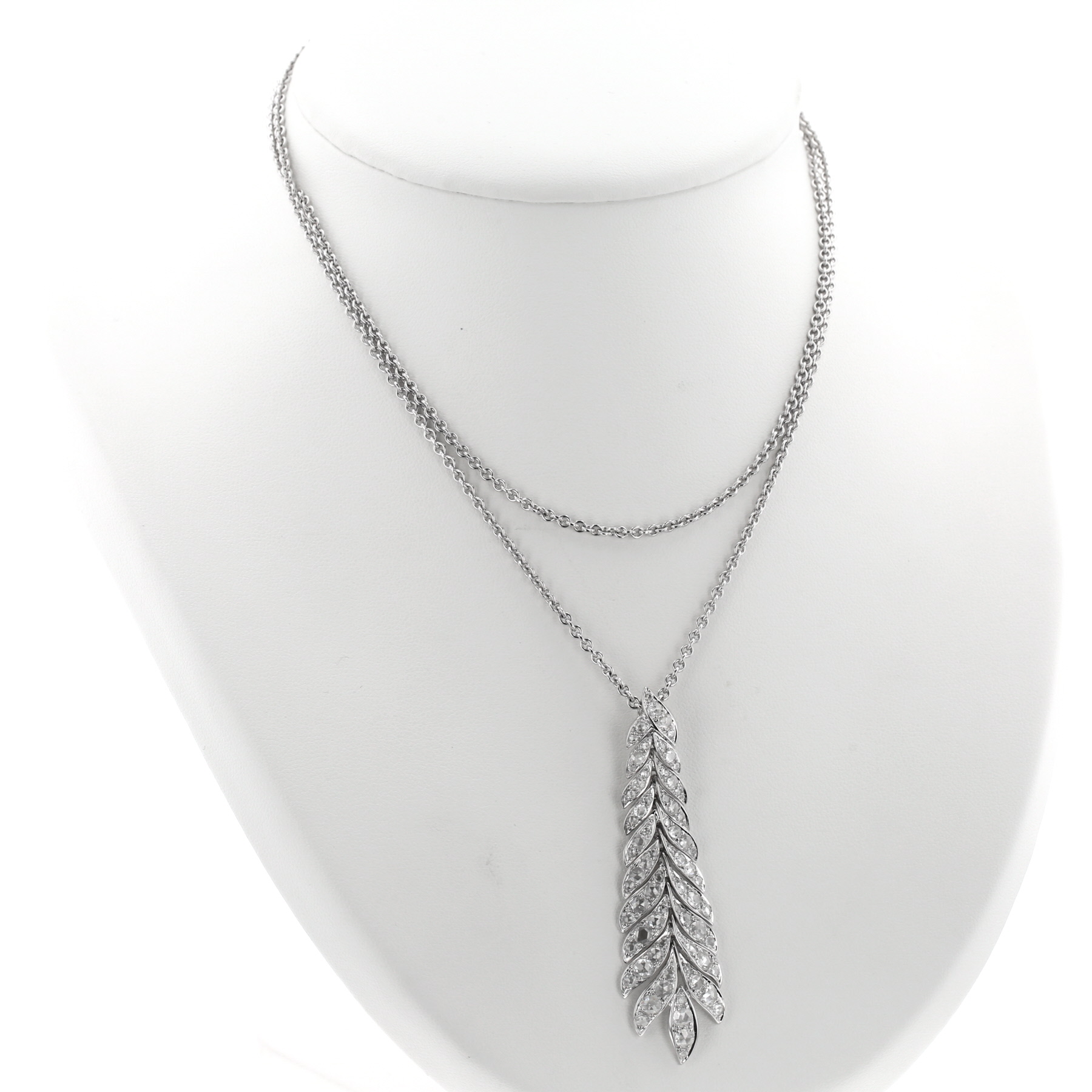 Vintage  pendant in white gold and diamonds